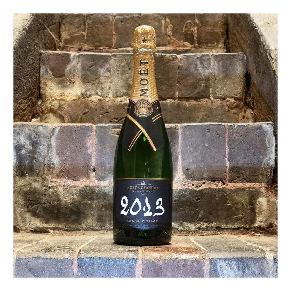 MOËT & CHANDON - じゅん 1977 Moet & Chandon, Silver Jubilee Cuvee Grand Cru